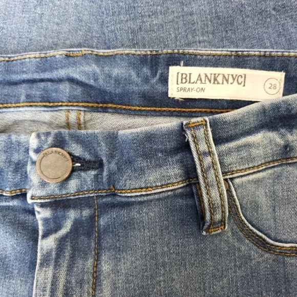 BLANKNYC Ankle Skinny Jeans Spray On Mid Rise Medium Wash Denim - Picture 6 of 7
